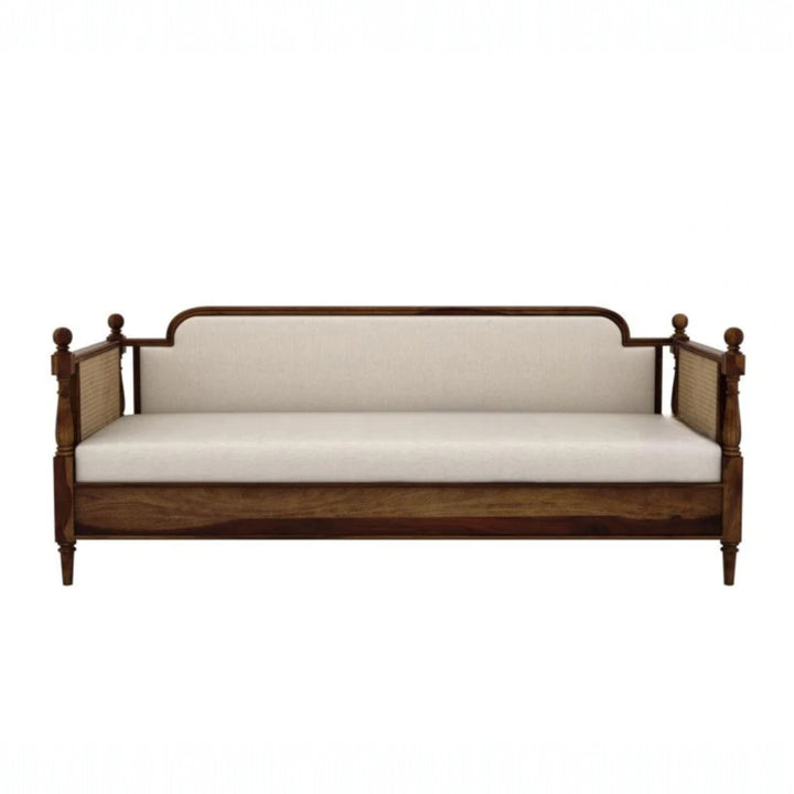 Stylish wooden day beds for modern homes