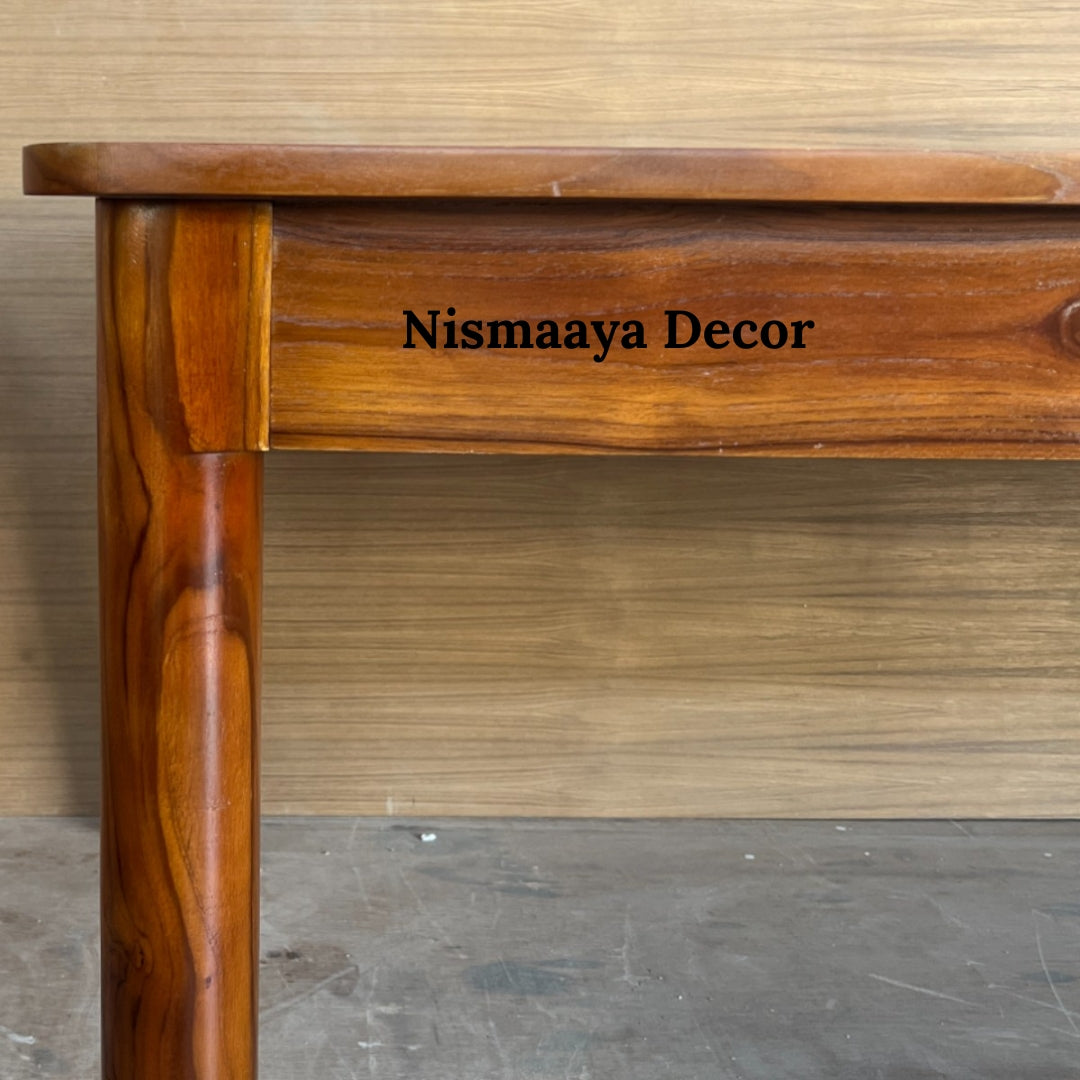 Nari Solid Sheesham Wood Dining Table – Nismaaya Decor